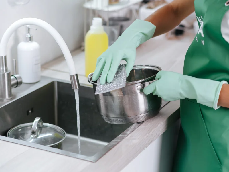 Химчистка мягкой мебели с выездом на дом в Калуге